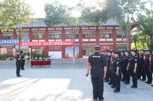 专业保安服务，为您信赖的坚实屏障